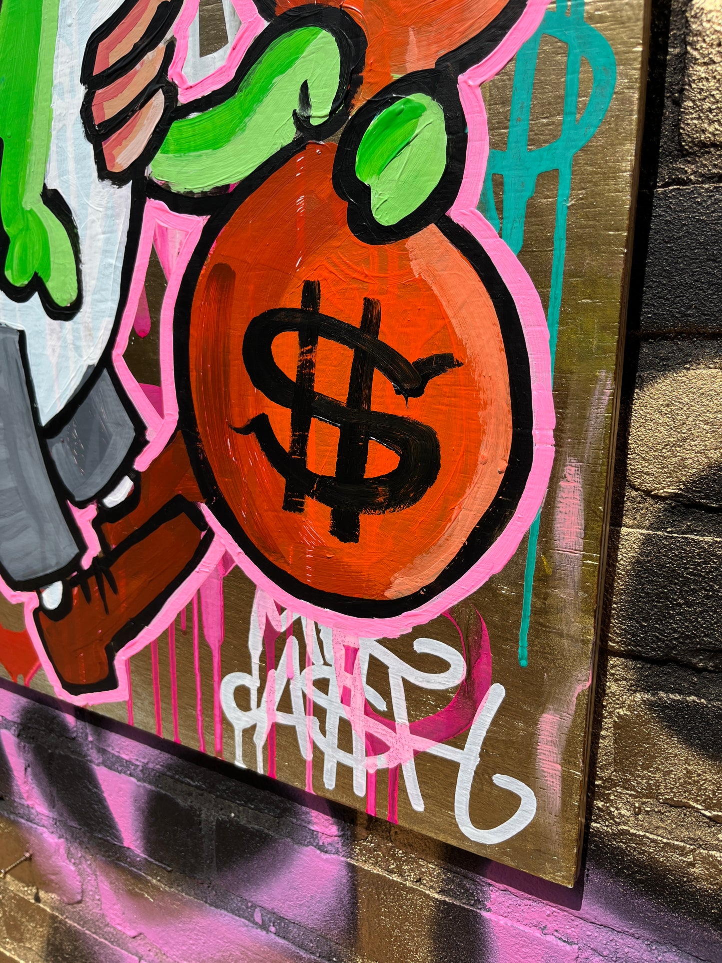 YO$HI BAGS, Mr. CA$H. 70 x 80 cm houten plaat