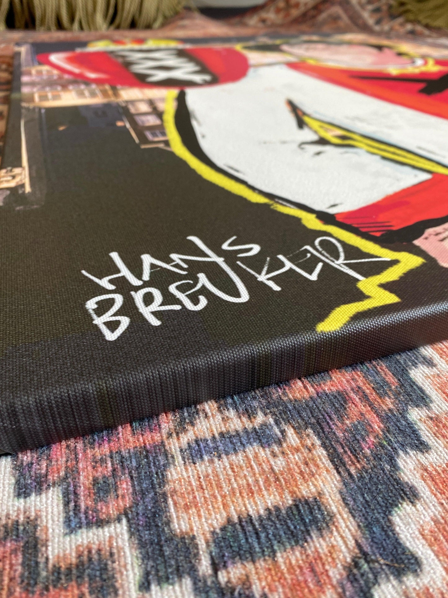 Hazes on Amsterdam background - Hans Breuker