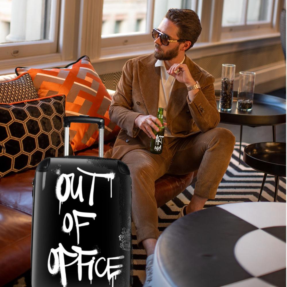 Out of Office - Hans Breuker