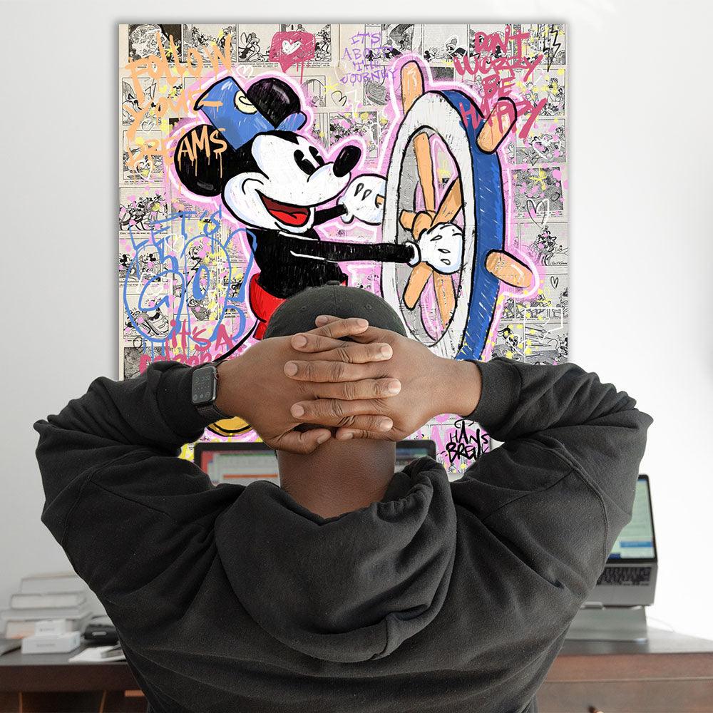 Mickey heading in. Like - Hans Breuker