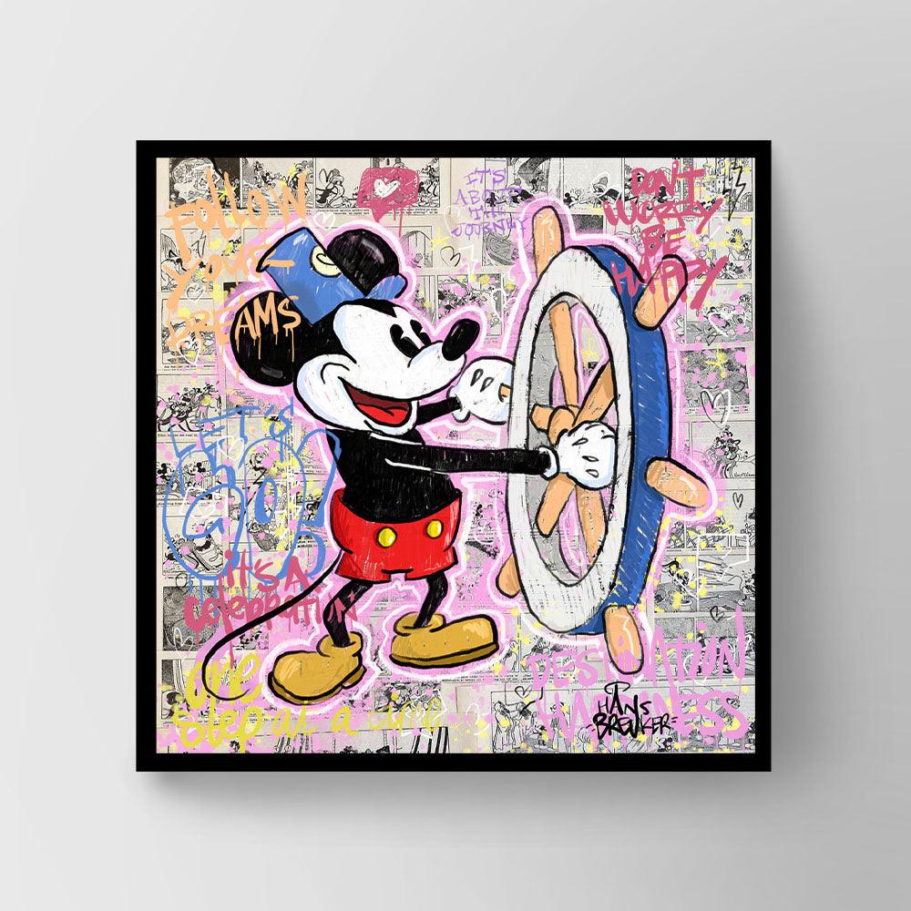 Mickey heading in. Like - Hans Breuker