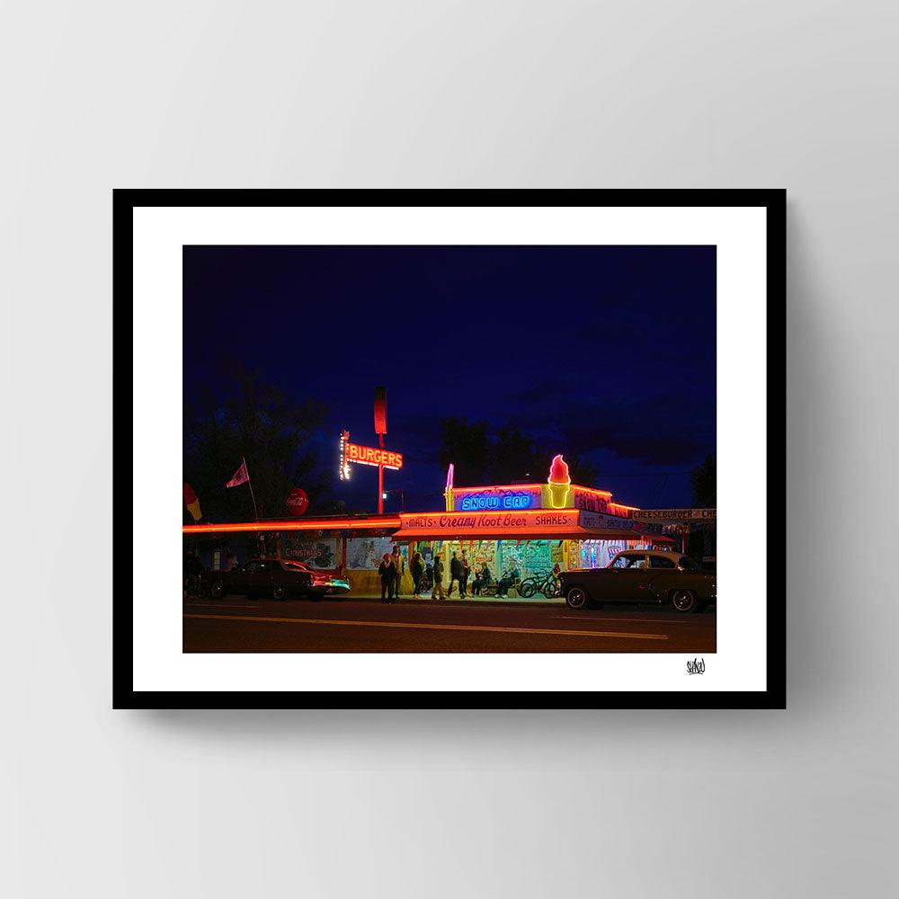 Neon glow by night - Hans Breuker