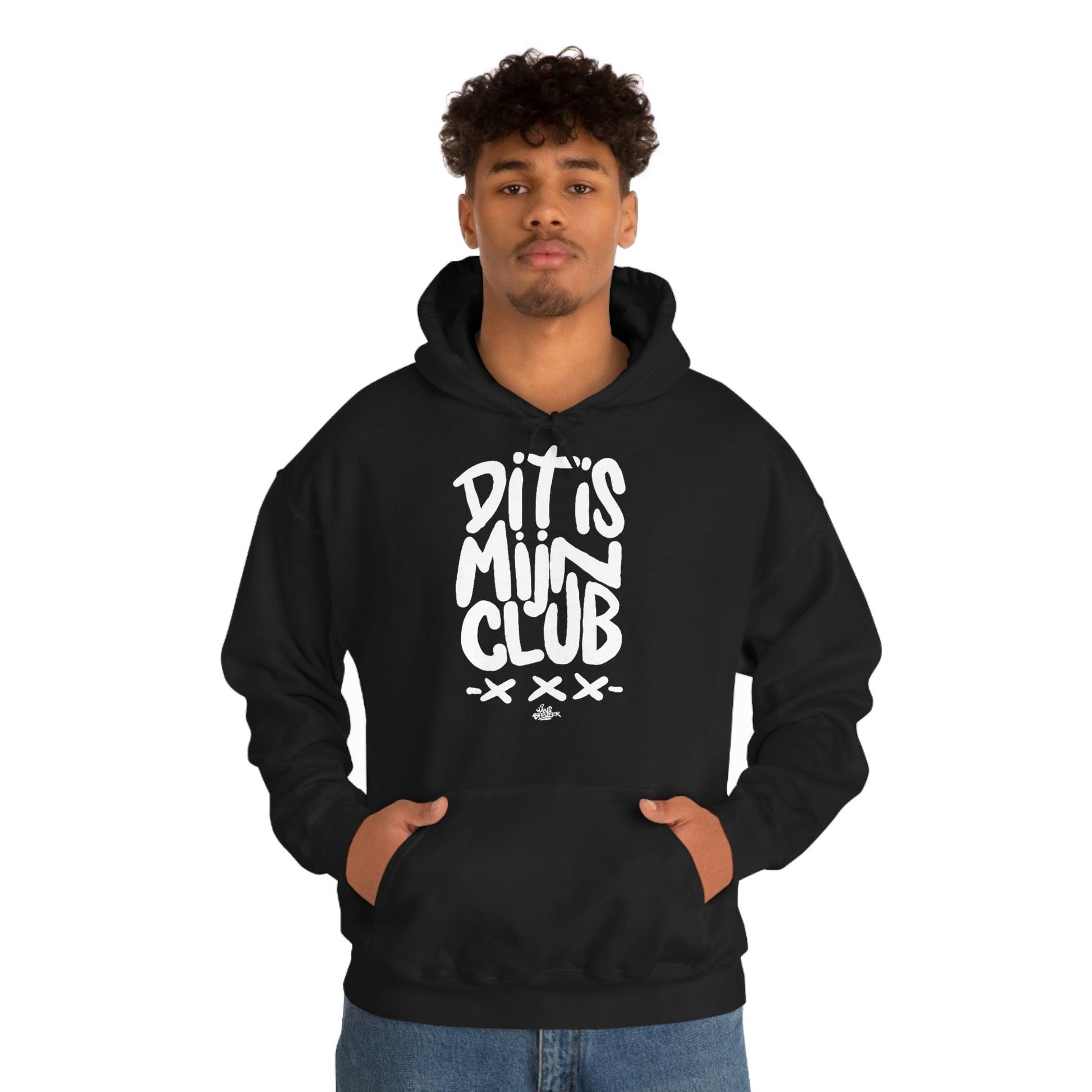 Dit is mijn club. Ajax Amsterdam fan hoodie. Beschikbaar in alle maten en kleuren. Witte handgeschreven letters. - Hans Breuker