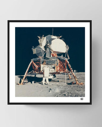 Moonstation - Hans Breuker