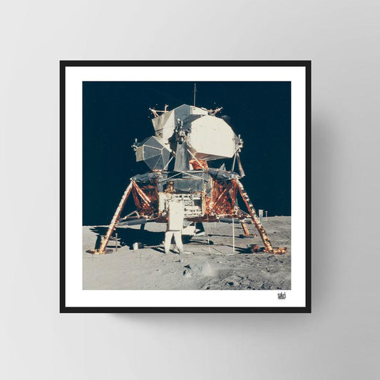 Moonstation - Hans Breuker