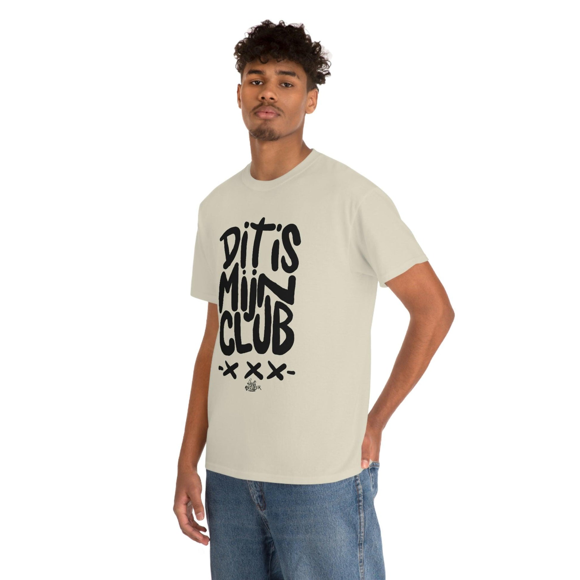 Dit is mijn club zwarte handgeschreven letters. Ajax Amsterdam fan t-shirt, dit is mijn club, mijn ideaal - Hans Breuker