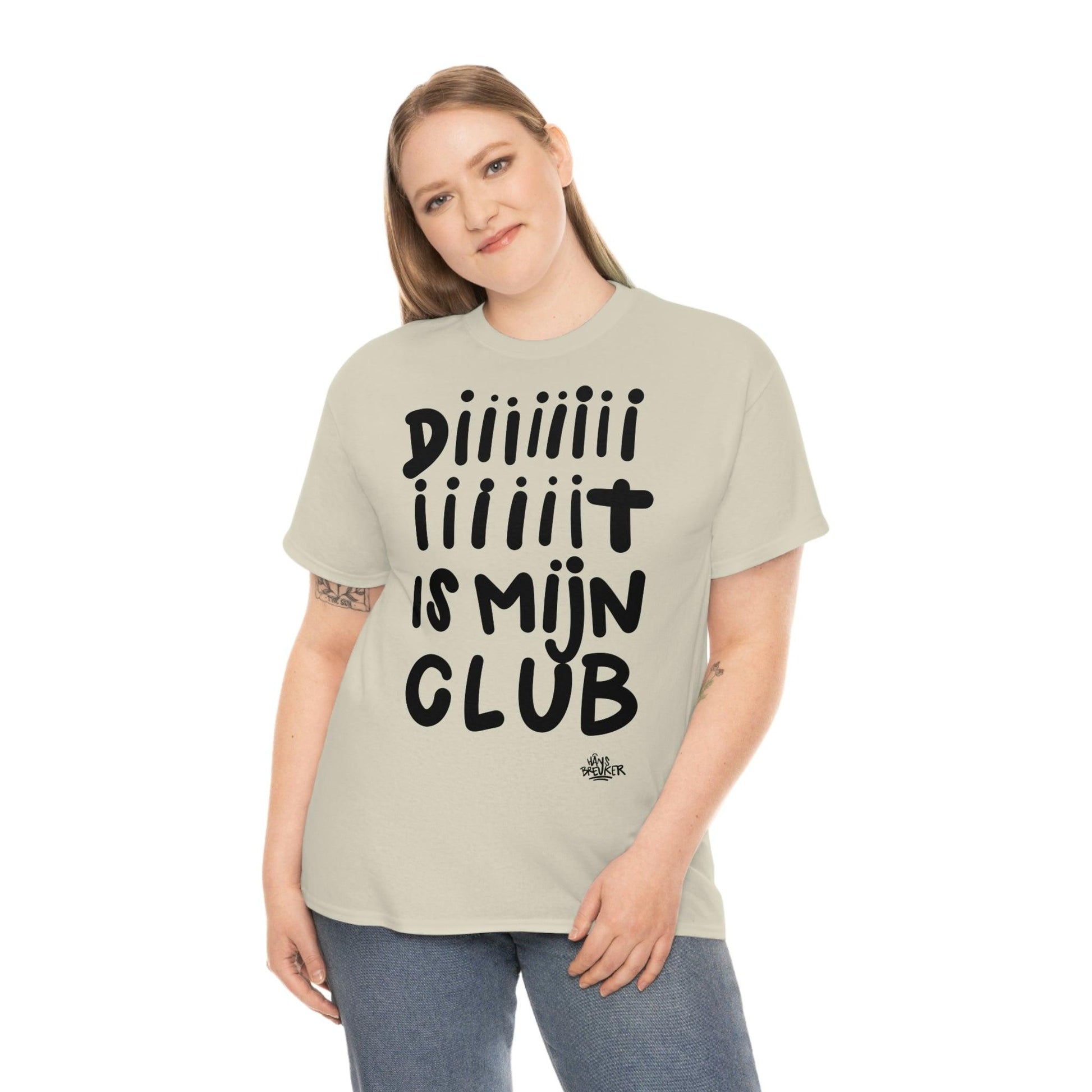 Diiiiit is mijn club zwarte handgeschreven letters. Ajax Amsterdam fan t-shirt, dit is mijn club, mijn ideaal - Hans Breuker