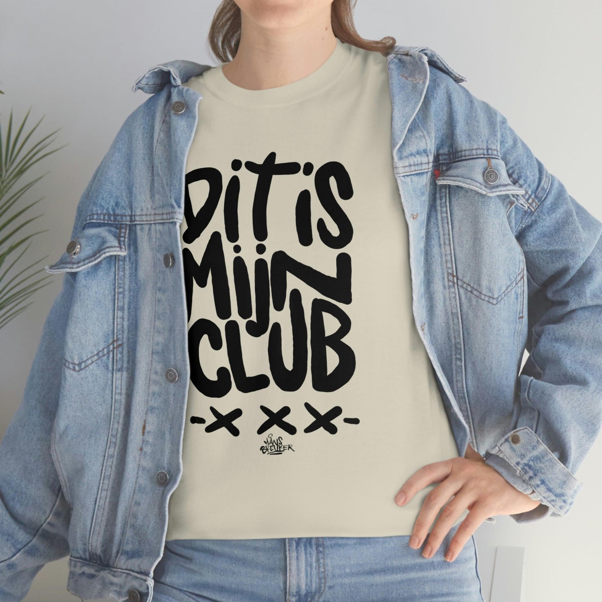 Dit is mijn club zwarte handgeschreven letters. Ajax Amsterdam fan t-shirt, dit is mijn club, mijn ideaal - Hans Breuker